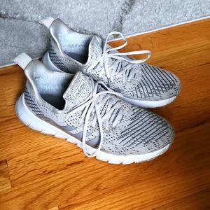 Adidas running shoes size 9 grey